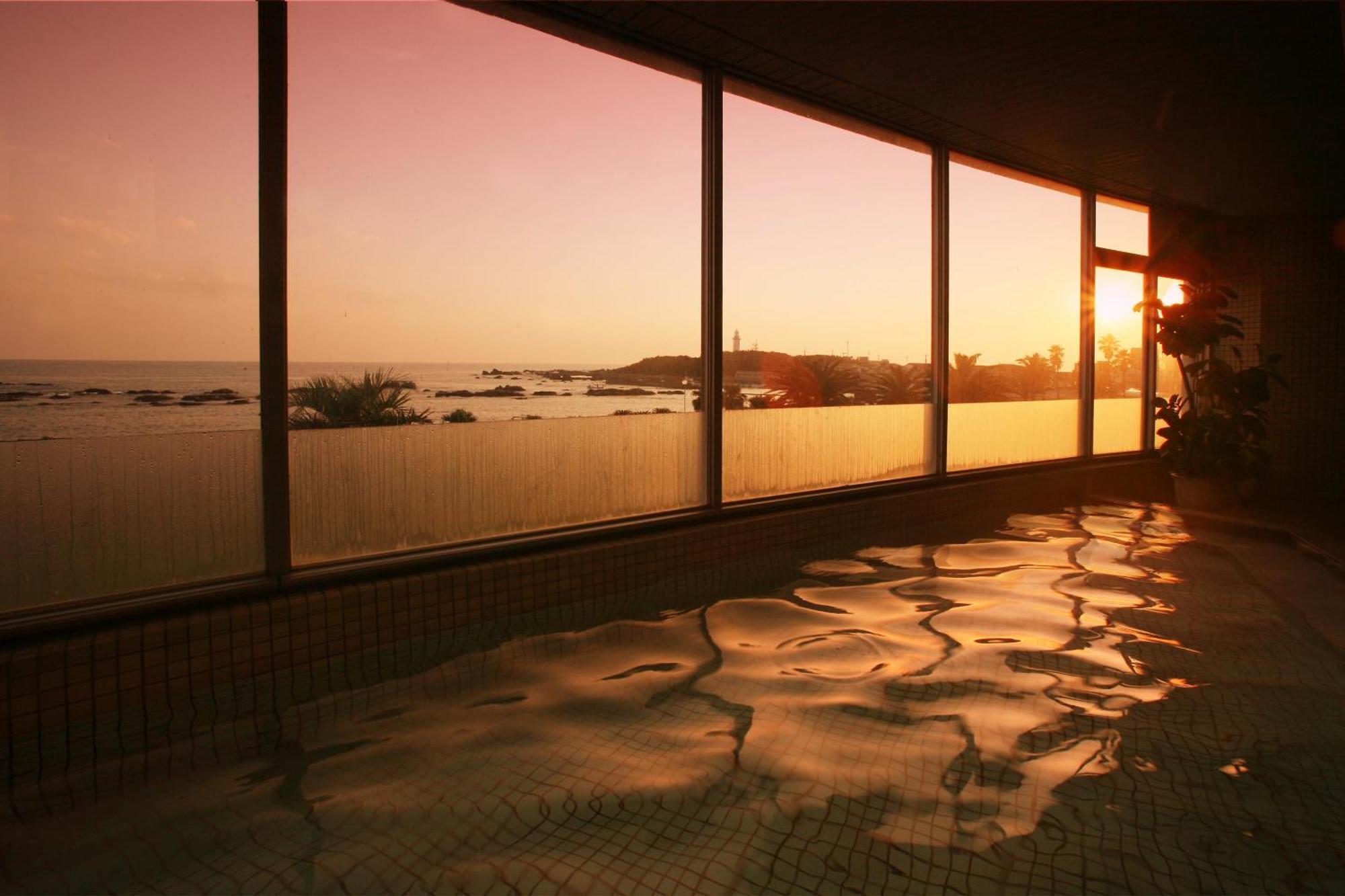 Shirahama Ocean Resort Тиба Экстерьер фото